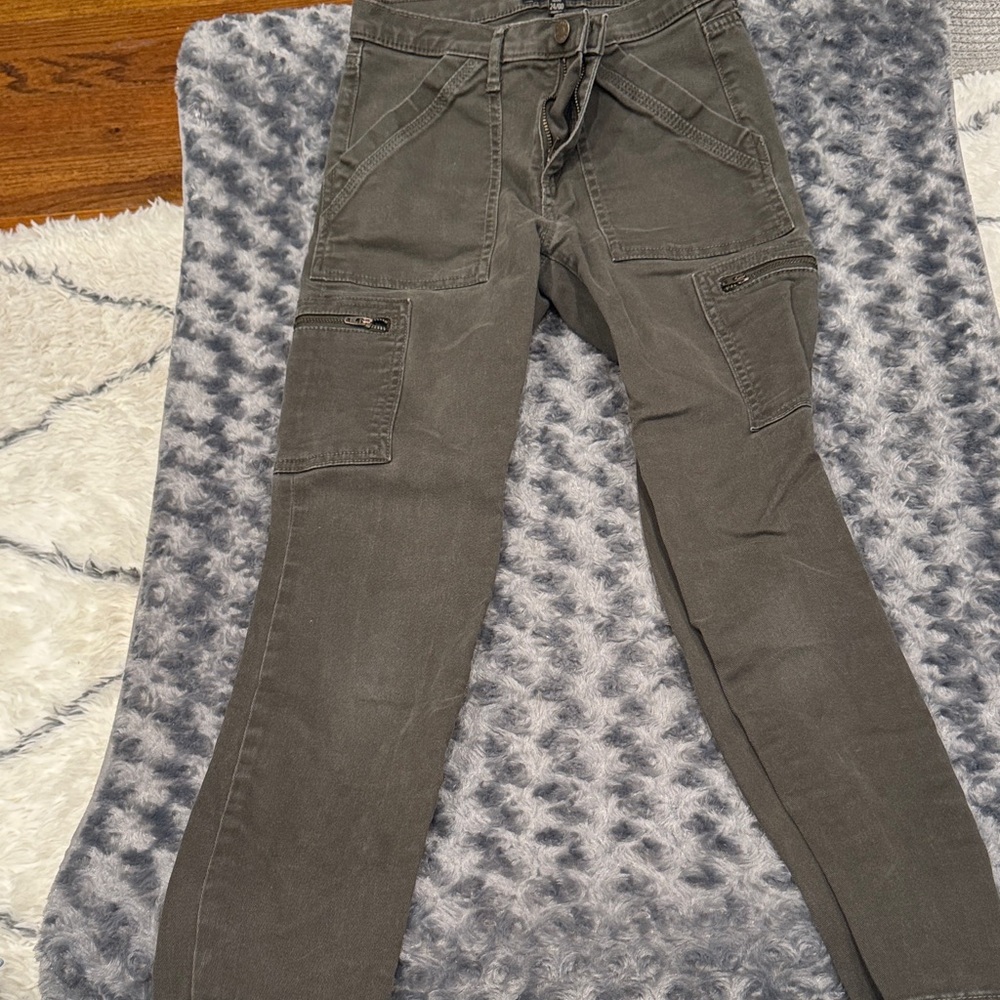Banana Republic High Rise Skinny Pants in Gray